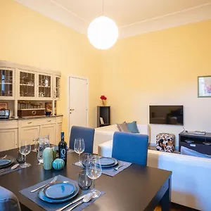 Lt Ateneo Apartamento Bari
